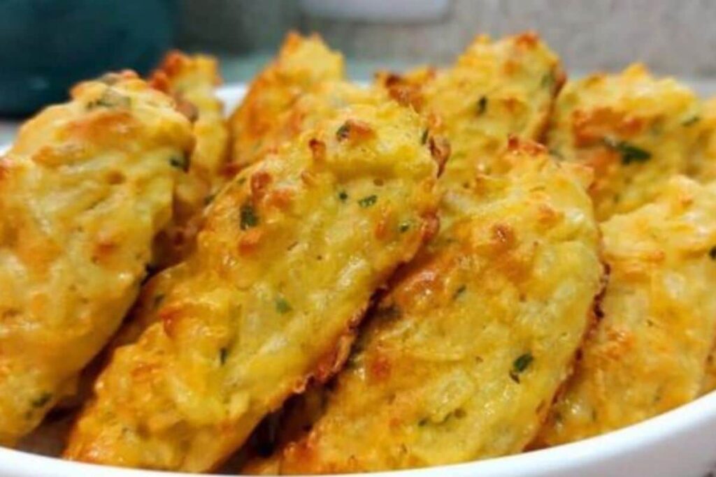 Quando faço essa receita de Bolinho de Arroz Assado, todo mundo pede bis!