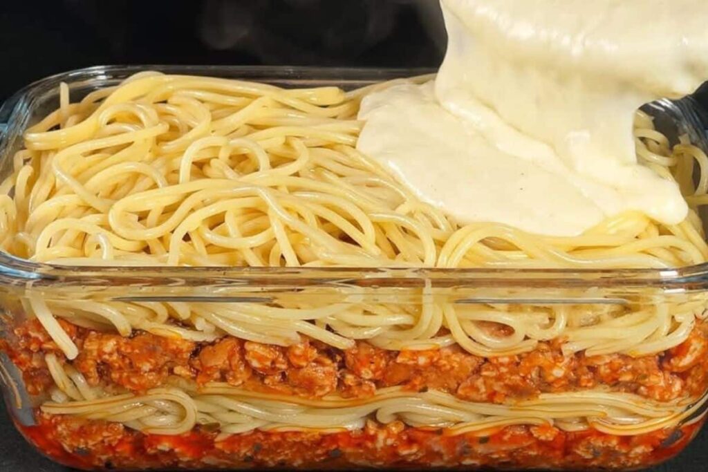 O Espaguete Gratinado Mais Saboroso Que Você Vai Provar!