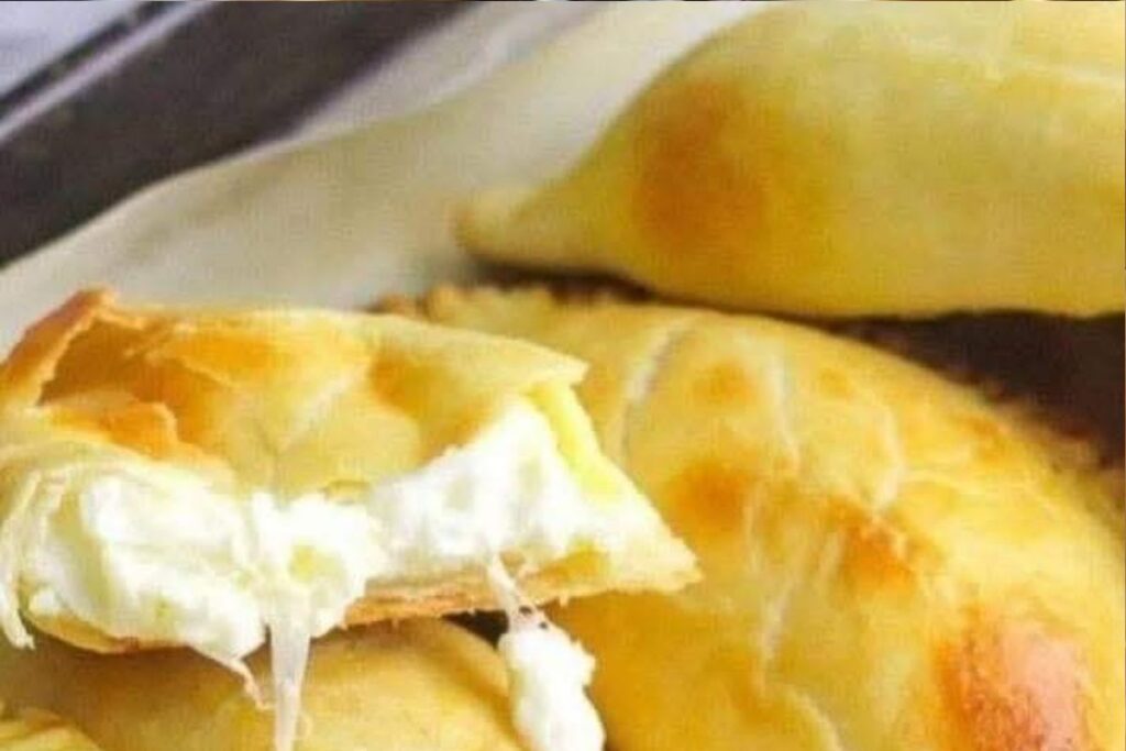 Pastel de Forno Crocante: Delícia Caseira que Vai Conquistar Todos
