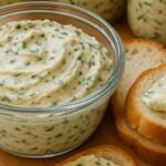 Patê de Queijo e Azeitona: Sabor e Praticidade em Cada Colherada