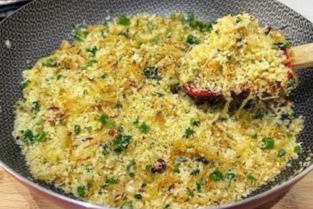 Farofa de Cebola: O Toque Especial que Faltava na Sua Mesa