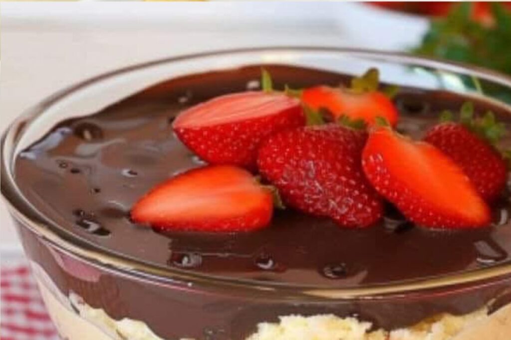 Sobremesa Bombom de Travessa: Um Doce Irresistível para Todas as Ocasiões