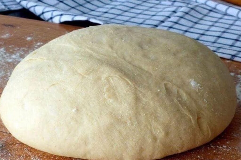 Massa de Pizza Caseira: A Base Perfeita para Sua Criatividade Culinária