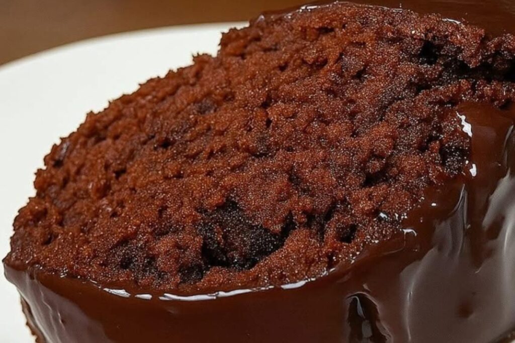 Bolo de Chocolate Sem Ovo e Super Fofinho: Delícia Garantida!