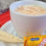 Receita de Leite Quente de Paçoquinha: conforto e sabor em cada gole!