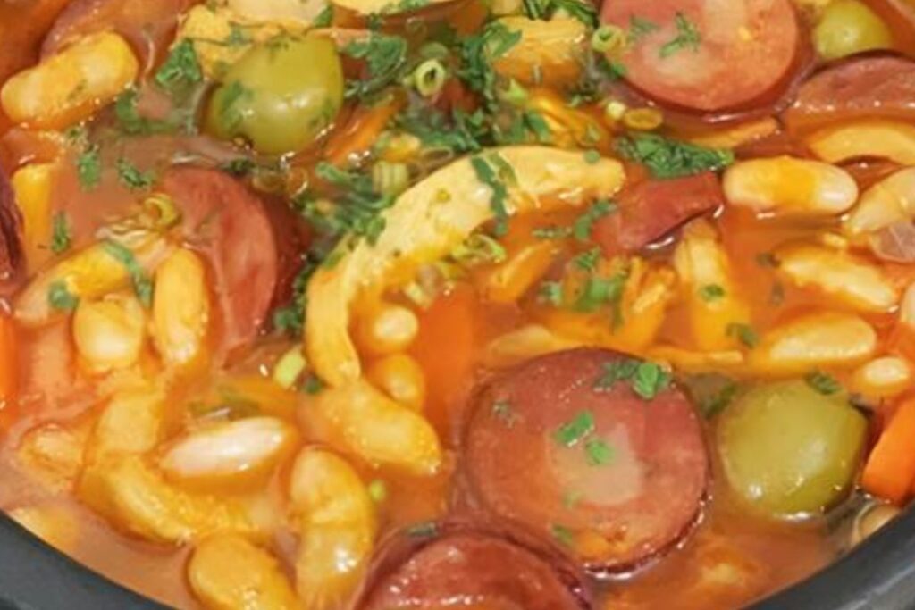 Dobradinha Tradicional: Sabor, História e Muito Carinho em Cada Colherada