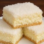 Bolo de Coco Gelado Simples e Bem Molhadinho: Uma Tentação Refrescante
