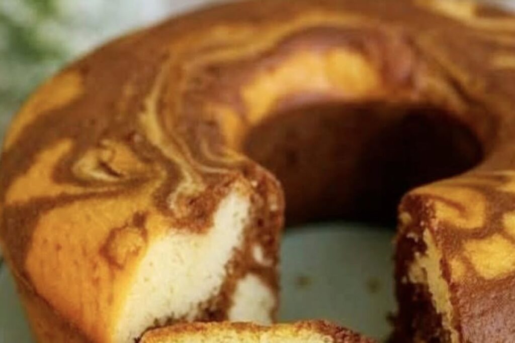 Bolo Mármore Simples: O Clássico Que Nunca Sai de Moda