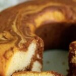 Bolo Mármore Simples: O Clássico Que Nunca Sai de Moda