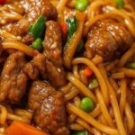 Yakissoba Caseiro Irresistível: Uma Receita Oriental com Sabor Brasileiro