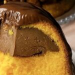 Receita de Bolo de Cenoura que Já Sai Recheado do Forno: Uma Surpresa Deliciosa!