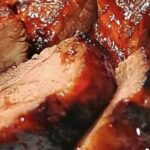 Carne Assada com Molho Barbecue Caseiro: Suculência e Sabor em Cada Pedaço!