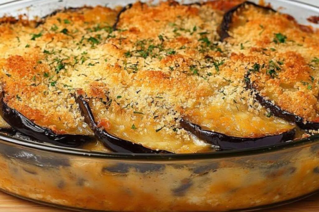 Berinjela Gratinada no Forno: sabor, praticidade e muito queijo