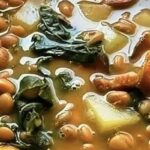 Feijão Gordo com Linguiça, Couve e Legumes: um espetáculo de sabor e tradição!