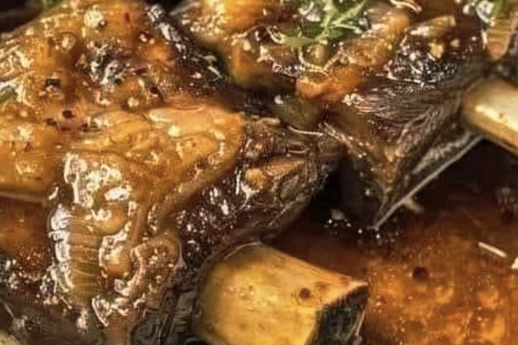 Costela Bovina Assada na Cerveja e Molho Especial: sabor marcante e preparo descomplicado