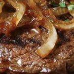Bife Acebolado Macio e Douradinho: Uma Receita Prática e Cheia de Sabor!