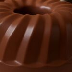 Bombom Gigante Delicioso: Uma Surpresa Recheada de Amor e Sabor