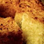 Bolo de Mandioca com Coco – Cremoso, Sem Glúten: O Sabor da Roça na Sua Cozinha