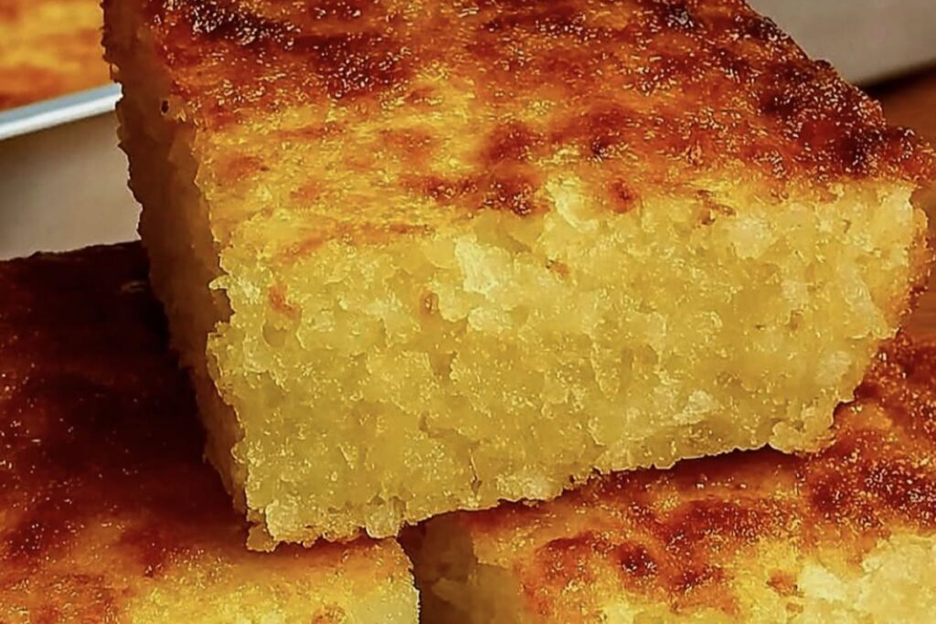 Bolo de Mandioca Cremoso: A Delícia Raiz que Derrete na Boca