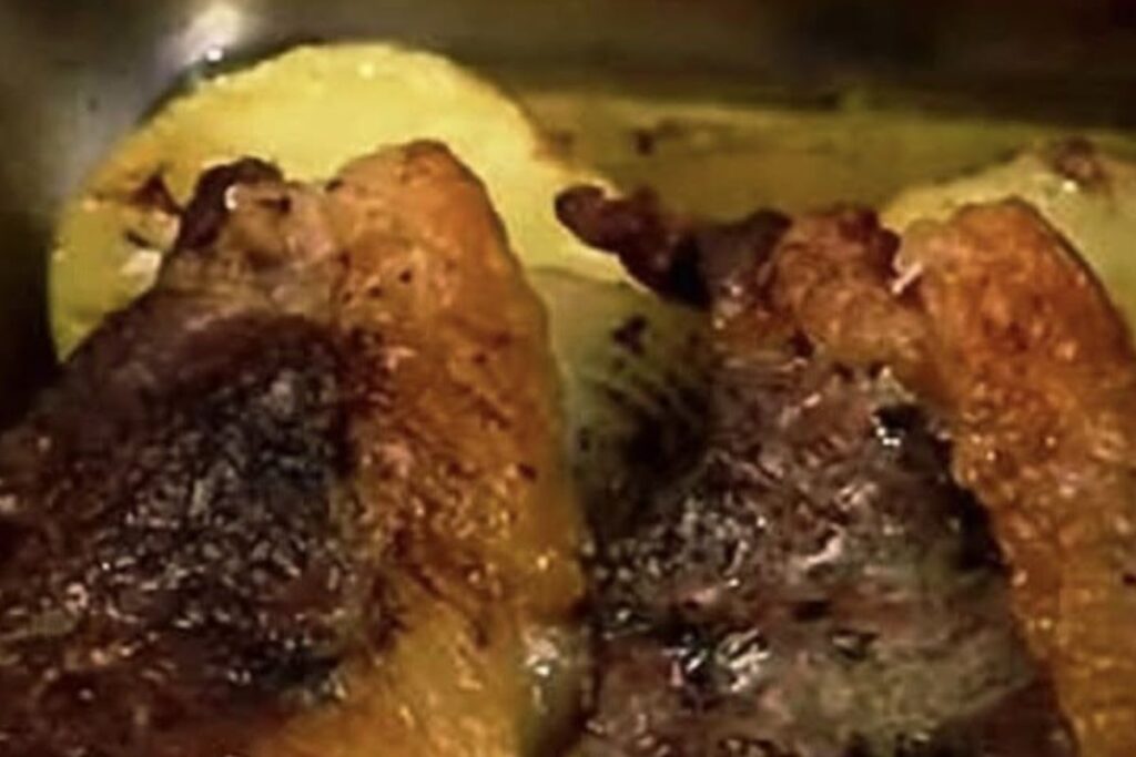Contra Filé ao Forno com Batatas: Uma Receita Prática, Suculenta e Cheia de Sabor