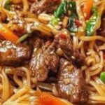 Yakisoba Caseiro: um prato completo, colorido e cheio de sabor oriental