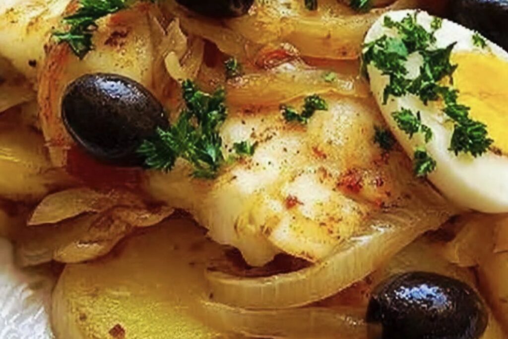 Bacalhau à Portuguesa com Cebolada – Sabor Tradicional que Encanta