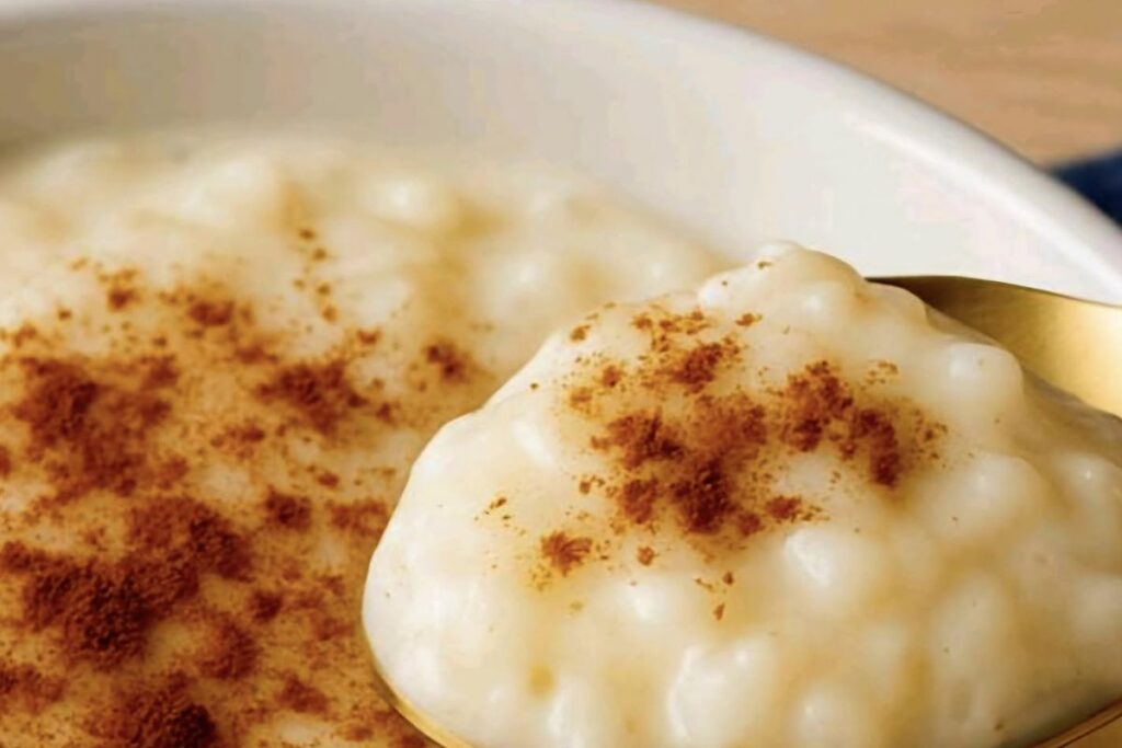 Arroz Doce Cremoso Tradicional – O Sabor da Infância em Cada Colherada