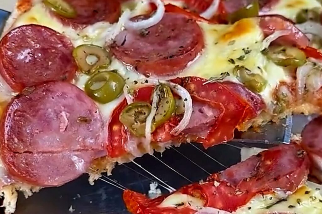 Pizza Caseira de Calabresa – Um Clássico para Fazer em Casa