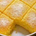 Bolo 4 Colheres que Desmancha na Boca: Receita Fácil, Prática e Deliciosa